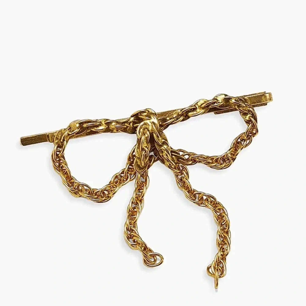 LELET NY NWOT Jodi 14K Gold Chain-Link Bow Pin in Gold